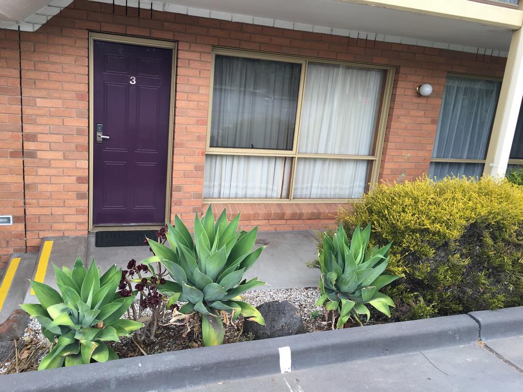 Essendon Motel Essendon North Bagian luar foto
